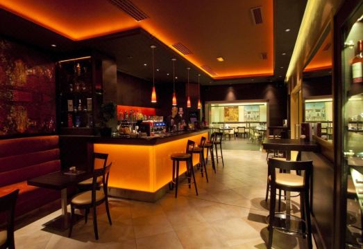 룸즈 빌라 암포라 위치