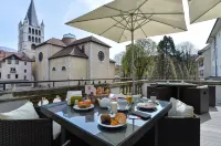 Apparthotel Privilodges le Royal Hotels in Annecy