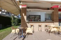 Summer Dream Hotel - Baarit