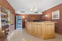 Burke and Wills Motor Inn Swan Hill - parking