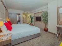 Ibis Styles Istanbul Bomonti Hotels near Bomontiada
