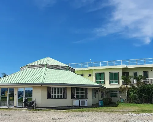 S-E Hotel and Residence Hotels in Caticlan