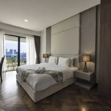 Landmark Katana, by Bayan Hotels near Antarctic Snow World