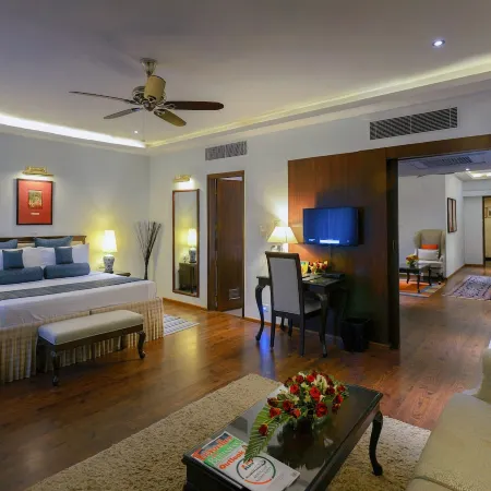 Hotel Clarks Varanasi Ltd