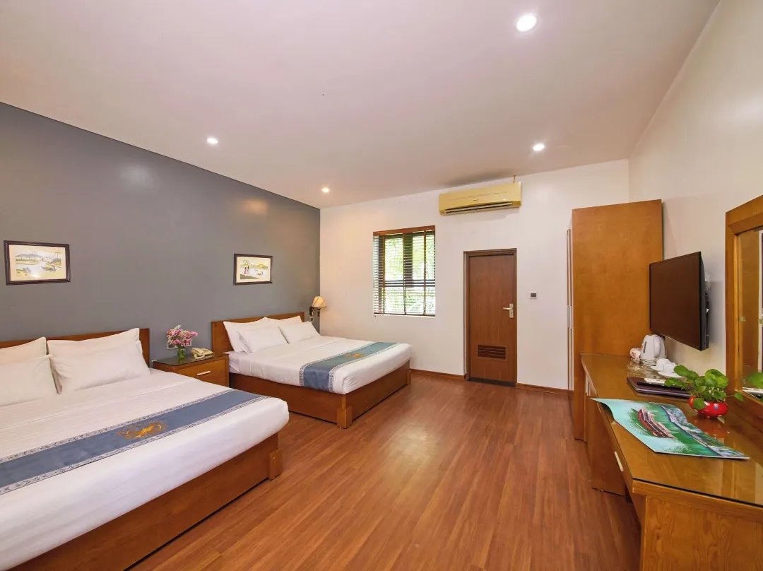 Gieng Ngoc Cat Ba Hotel - Cat Ba
