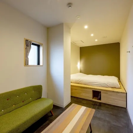 Plat Hostel Keikyu Minowa Forest Отели рядом с достопримечательностью «Общественная баня Hinode Yu»