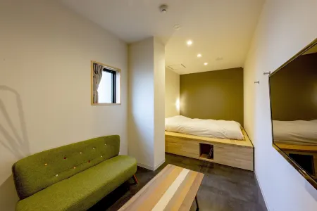 Plat Hostel Keikyu Minowa Forest Отели рядом со станцией Ниппори