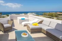Evelyn Hotel - con vistas al mar