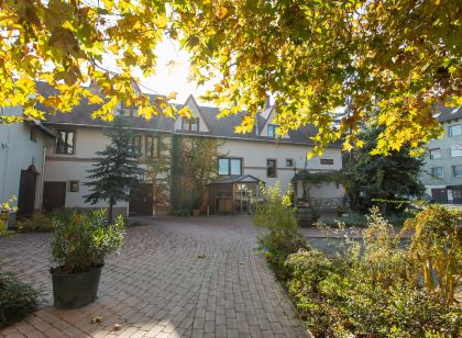Révész Hotel, Restaurant and Rosa Spa