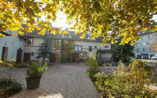 Révész Hotel, Restaurant and Rosa Spa