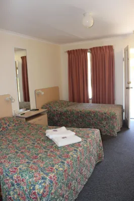 Mid Coast Motor Inn Hotels in Macksville