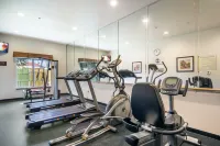 Clarion Inn & Suites Weatherford South Hotels in Weatherford