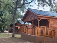 艾爾斯隱逸小屋和房車出租有限責任公司酒店 班德拉縣酒店