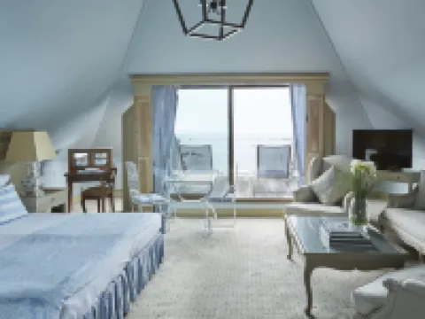 Manoir de Lan Kérellec - Relais & Châteaux - Etoilé Michelin Hotels in Trebeurden