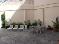 瓦倫西亞蘇荷飯店 瓦倫西亞-華金索羅拉火車站附近的飯店