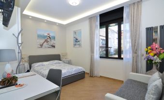 Caserta Deluxe - Housity