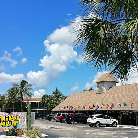 Dolphin Key Resort - Cape Coral