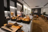 Hotel Acacia - Frühstück