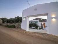 Naxos Cave Suites Hotels in Stelida