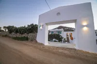 Naxos Cave Suites Hotels in Stelida