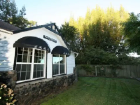 フェザーベッド レイルロード B&B リゾート ナイスのホテル