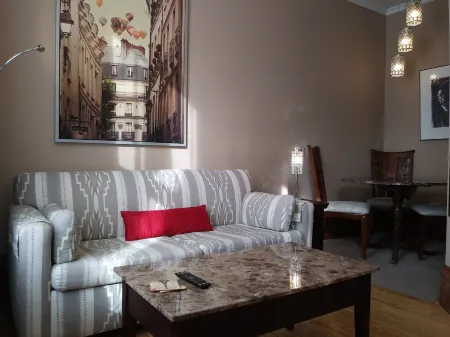 Vieux-Old Farnham Appart-Condotel