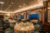 Hotel Clarks Shiraz Hotels in Agra