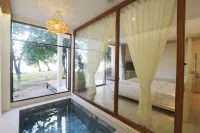 Siam Beach Resort - Hot Tub