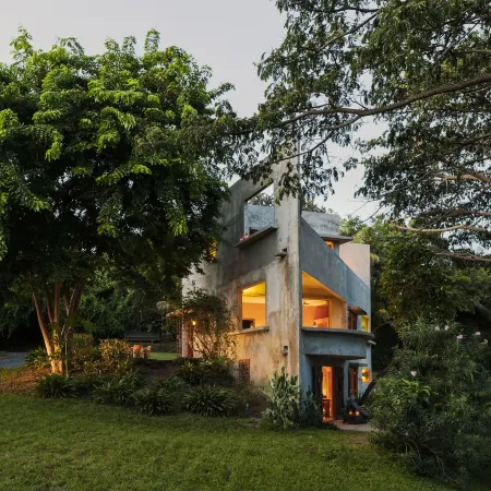 Hix Island House