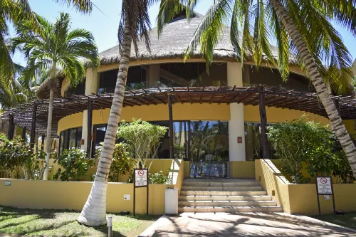 Reef Yucatán All Inclusive & Convention Center Hotels in Dzemul