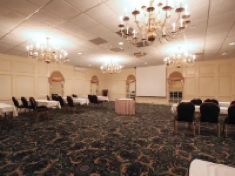 Senator Inn & Spa Hotels in Augusta