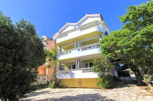 Lagom-Vodice - 3-Star