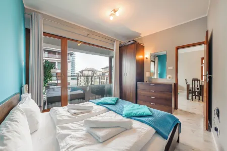 Plaża I, Sun & Snow Отели рядом с достопримечательностью «Свиноуйсьценский маяк»