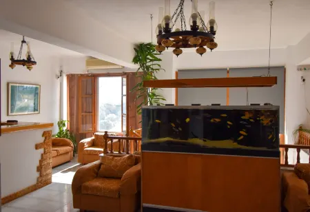 Kastro Hotel Отели в г. Evdilos