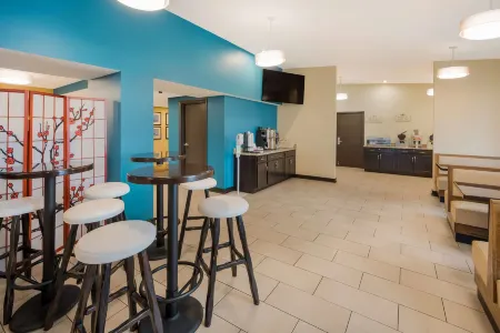 SureStay Plus Hotel by Best Western Jasper Отели в г. Джаспер