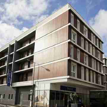 Tulip Inn Massy Palaiseau Residence Hotel Exterior
