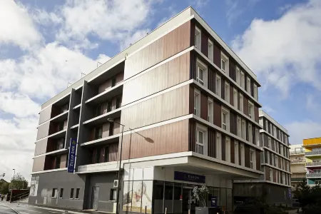 Tulip Inn Massy Palaiseau Residence