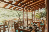 El Rodeo Estancia Boutique Hotel & Steakhouse Hotels in Pozos
