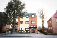 Firzlaff's Hotel Hotel di Neumuenster