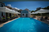 Mantinia Bay Hotel - piscina