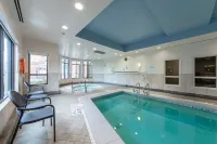 Holiday Inn Express & Suites Riverport Richmond by IHG - Pools