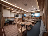 Central Hotel & Apart Mit Landhaus Central - Breakfast