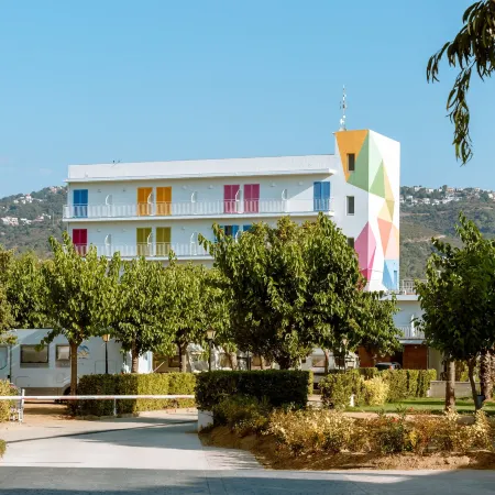 Hostal Bellsol Отели в г. Пинеда-де-Мар