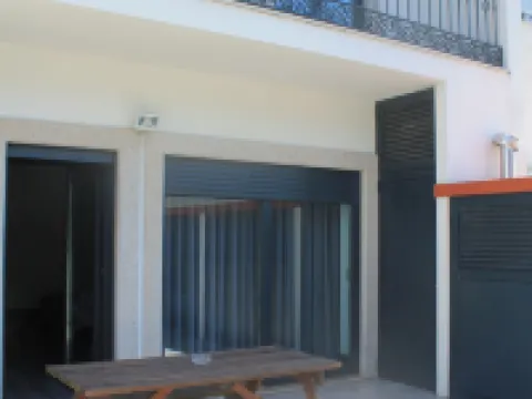 Residencial Kuarenta&Um Hotels in Barcelos