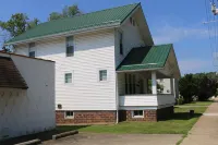 Charming 3-bedroom house with WiFi and AC in Athens