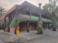 Phuendernthang Resort Hotel a Chaiya