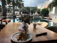 Villa Manos Hotel