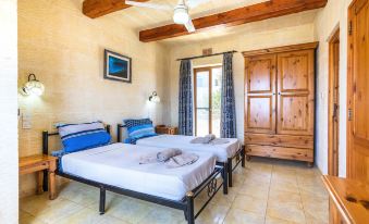 Ta Guljetta 4 Bedroom Villa with Private Pool