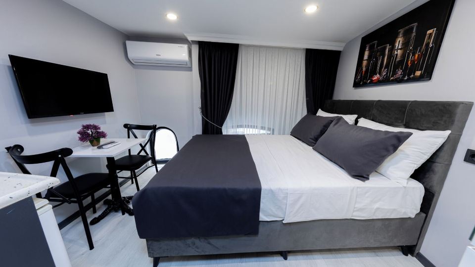 AYA LANGA HOTEL