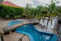 Crystal Rose Ambassador Hotel Hoteles en Kumasi Metropolitan
